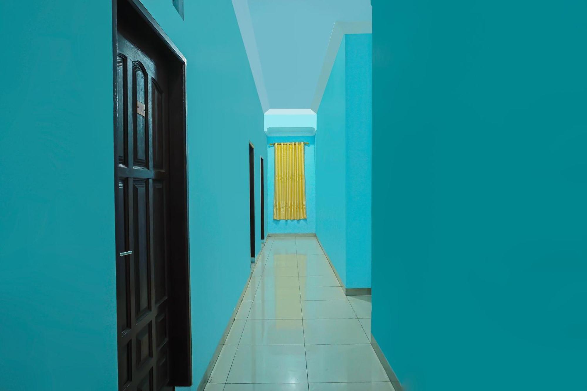 Oyo 92577 Hotel Sidikalang Near Kejaksaan Negeri Dairi Buitenkant foto
