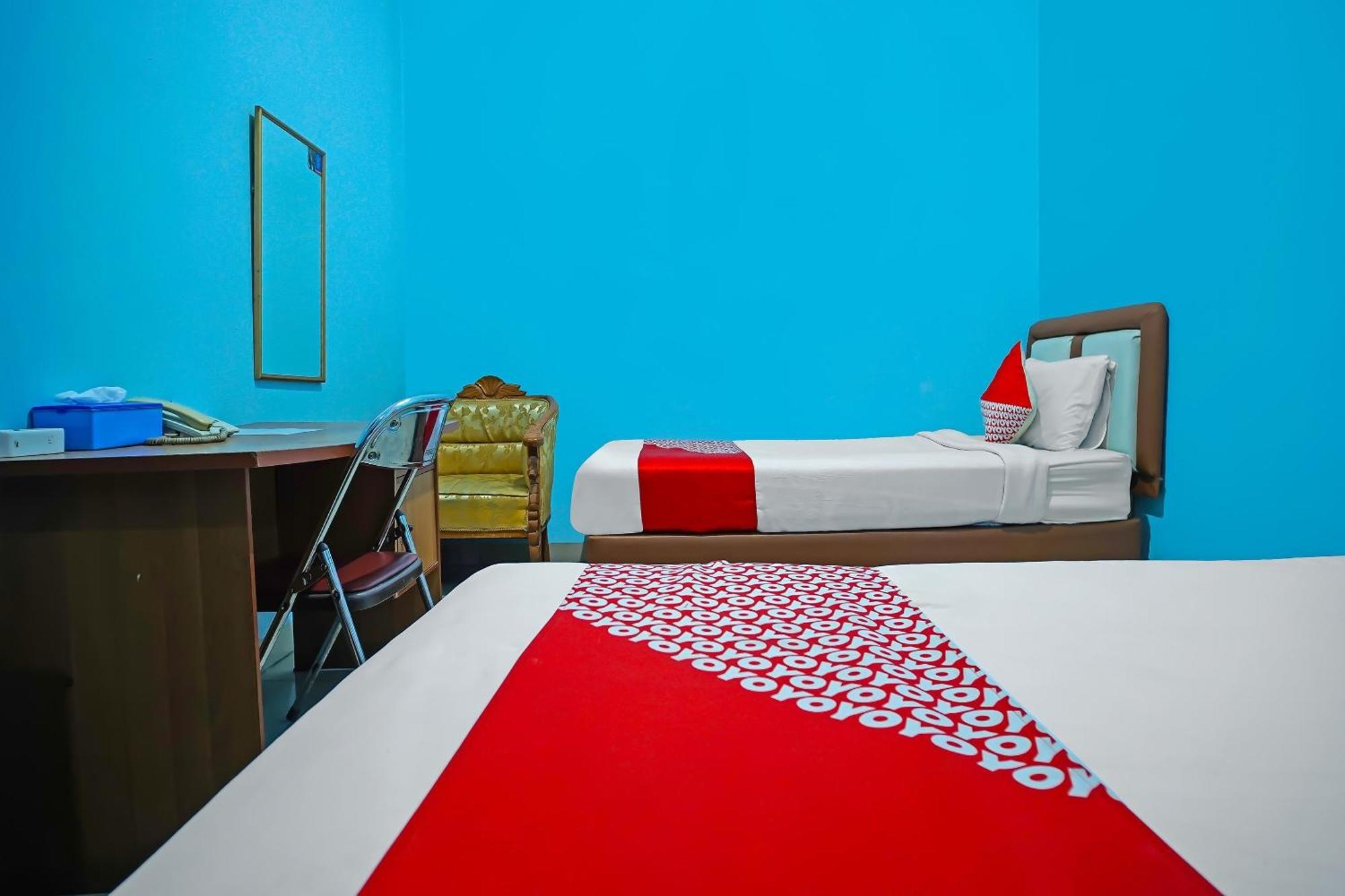 Oyo 92577 Hotel Sidikalang Near Kejaksaan Negeri Dairi Buitenkant foto